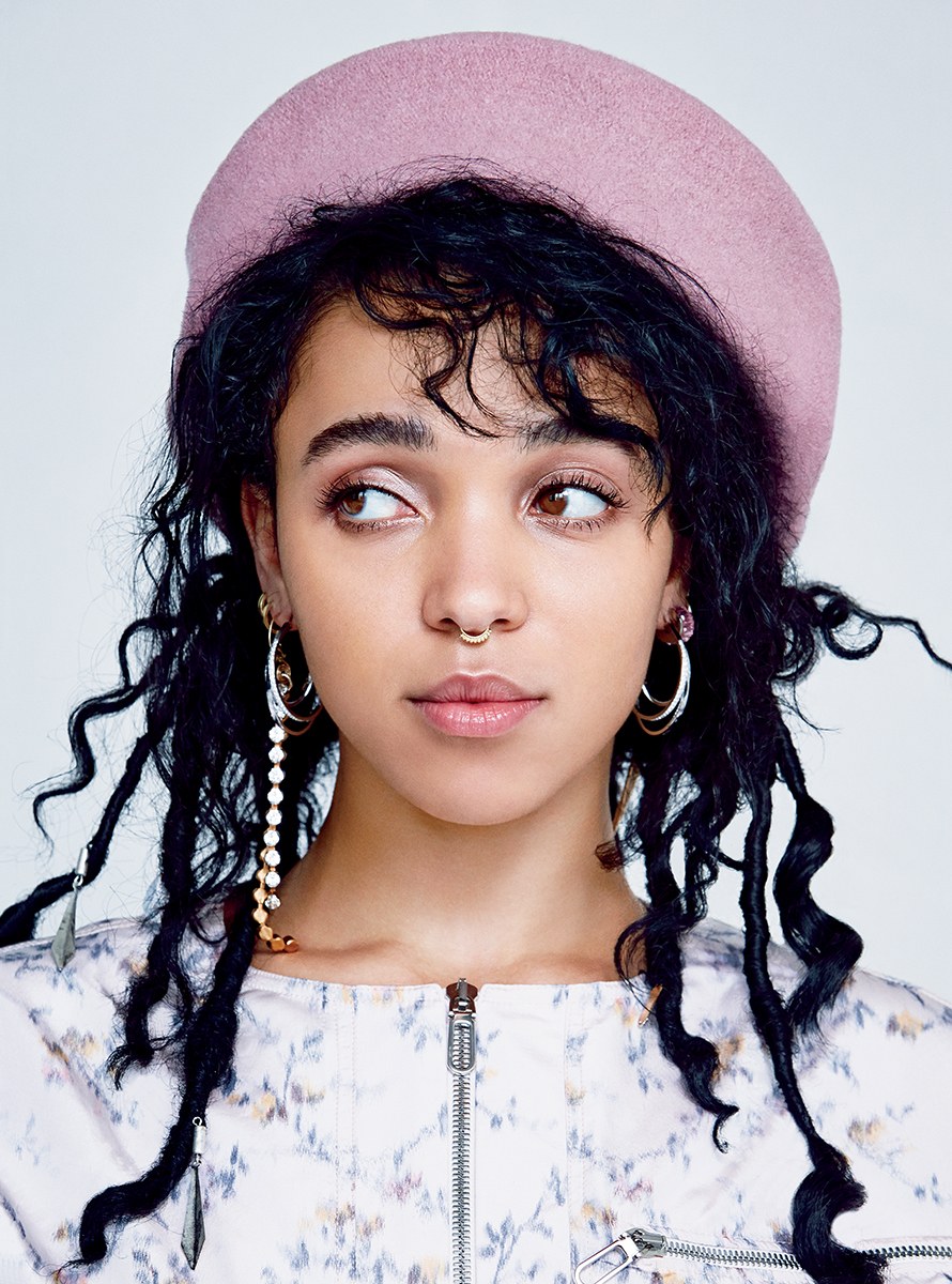 FKA Twigs Le Canal Auditif