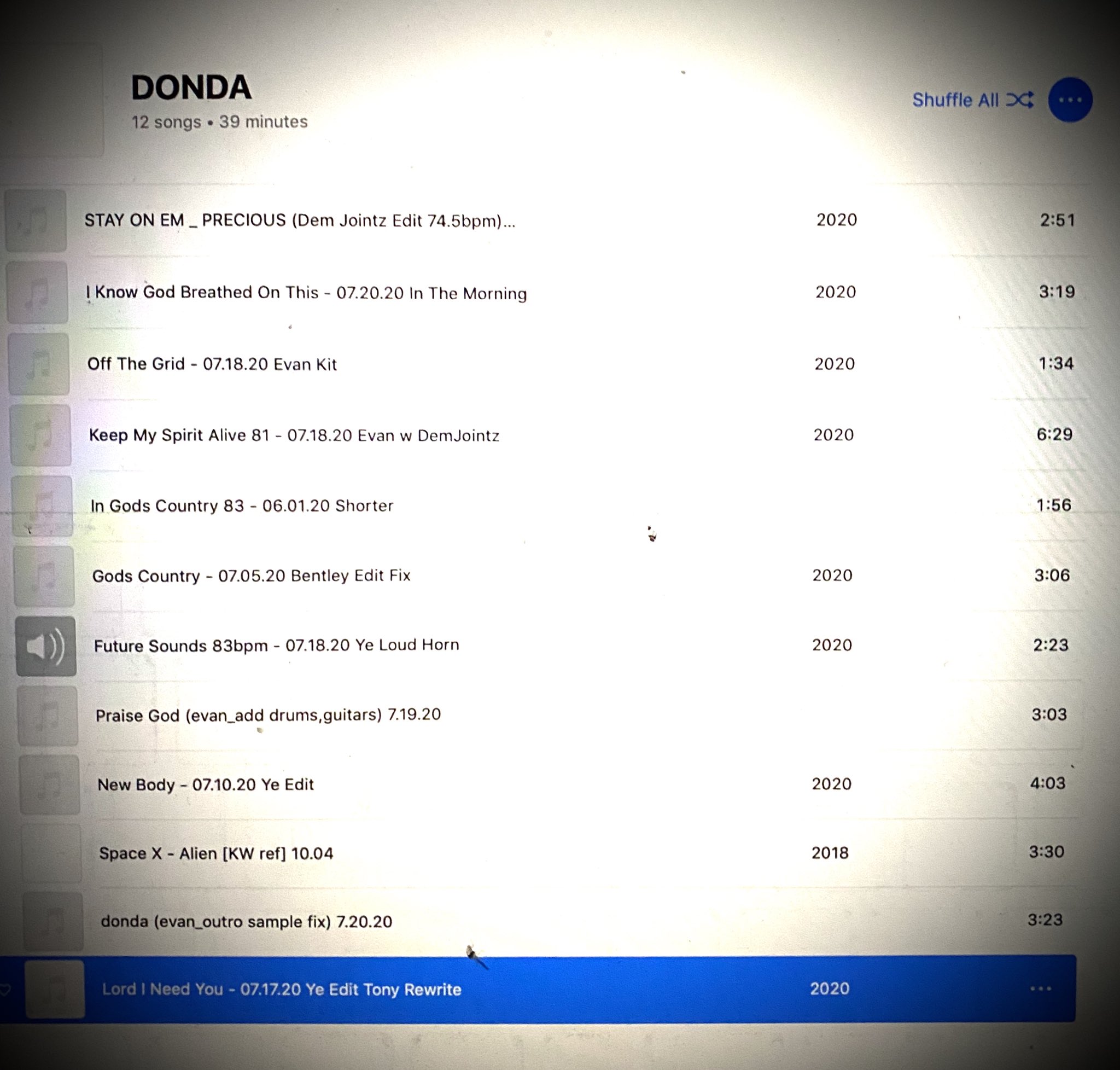 Kanye West Lancera Son Nouvel Album Donda Le 24 Juillet Le Canal Auditif [ 1956 x 2048 Pixel ]